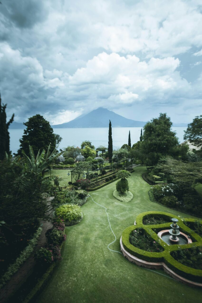 landscaping-640x480-9781973.jpeg