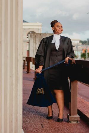 lawyer-640x480-4051214.jpeg