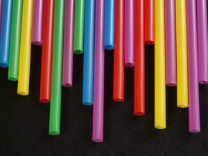 molding-plastics-prototyping-640x480-75491303.jpeg