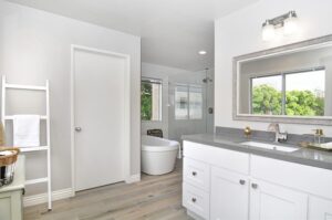 remodeling-640x480-39727434.jpeg
