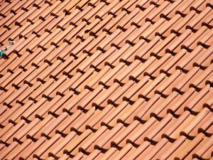 roofing-roofer-640x480-12428420.jpeg