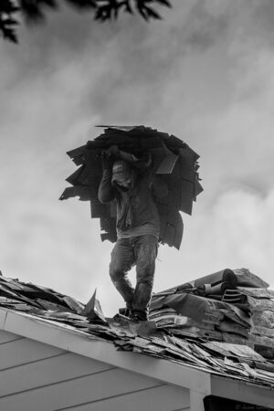 roofing-roofer-640x480-22124819.jpeg