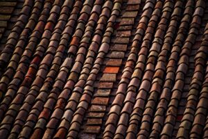 roofing-roofer-640x480-51032583.jpeg