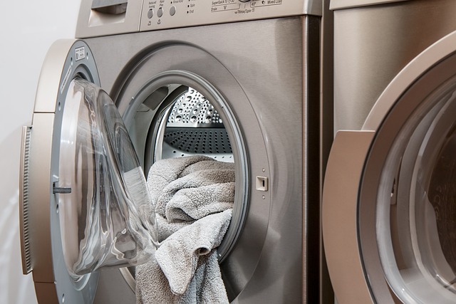 pressure-washing-640x480-21452808.jpeg
