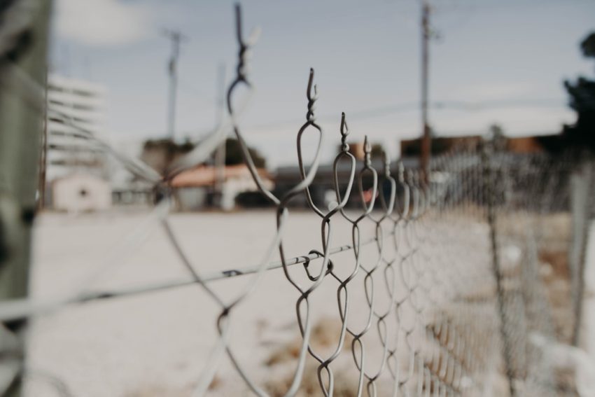 fences-640x480-80277680.jpeg