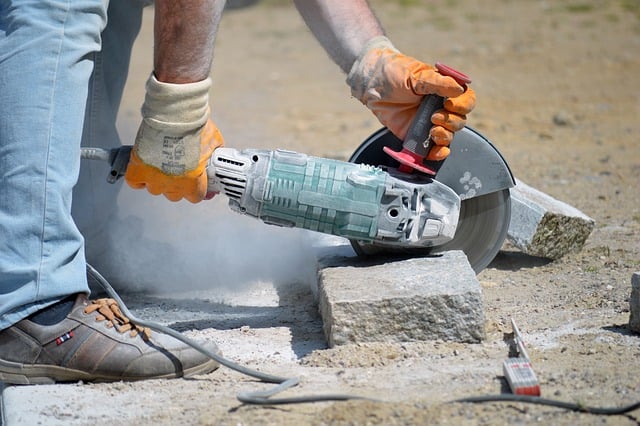 construction-handyman-640x480-54961770.jpeg