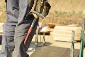 construction-handyman-640x480-27577180.jpeg