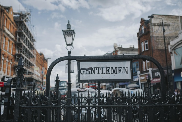 fences-640x480-4403561.jpeg