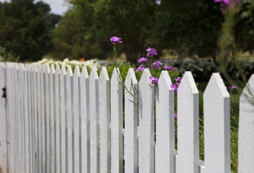 fences-640x480-59868578.jpeg