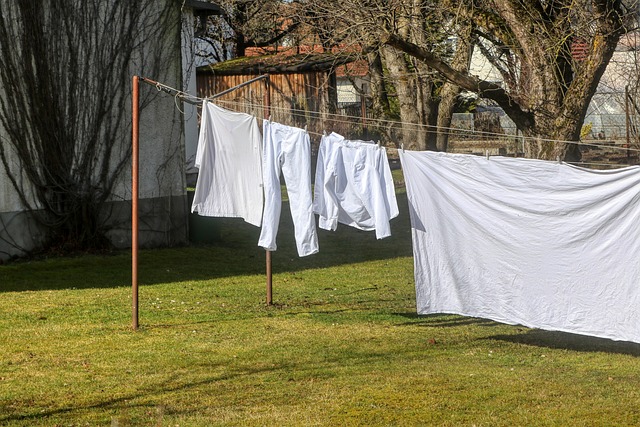 pressure-wash-640x480-44617667.jpeg