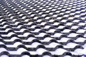 roofing-roofer-640x480-96908911.jpeg