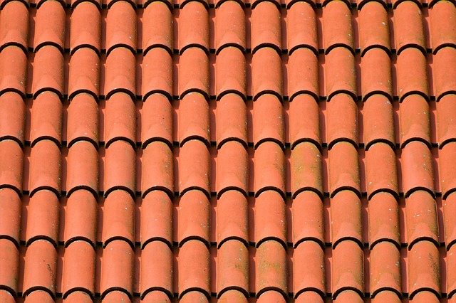 roofing-roofers-640x480-92075218.jpeg