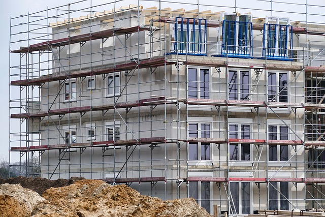 construction-handyman-640x480-13364780.jpeg