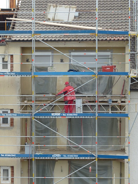 construction-handyman-640x480-16955011.jpeg