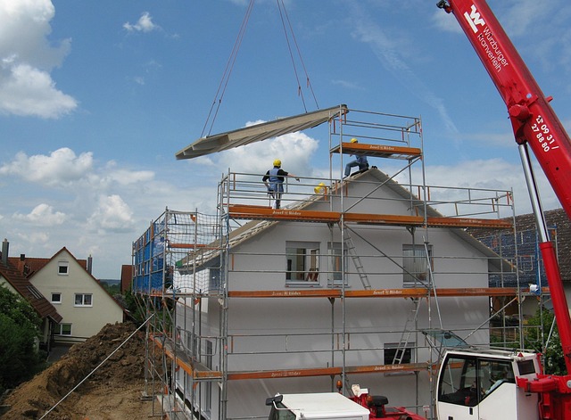 construction-handyman-640x480-70633477.jpeg