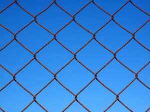 fence-fences-640x480-43575637.jpeg