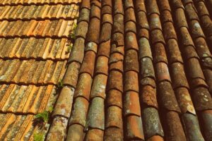 roofing-roofer-640x480-34512874.jpeg