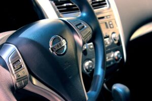 car-640x480-83732904.jpeg