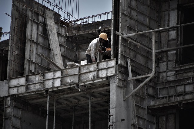 construction-640x480-74411167.jpeg