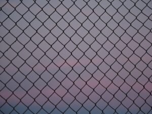 fence-640x480-67973639.jpeg