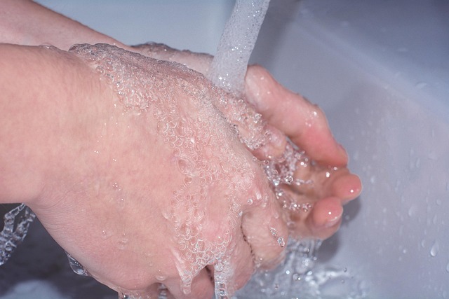 pressure-wash-640x480-18133330.jpeg