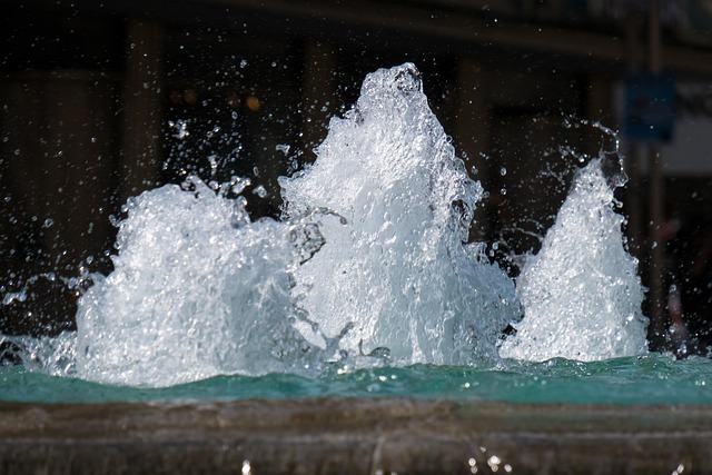pressure-wash-640x480-49372661.jpeg