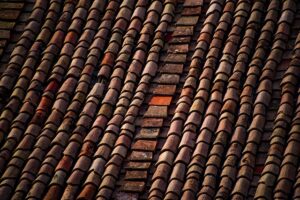 roofing-640x480-82044299.jpeg