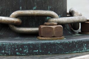 chain-link-fence-640x480-68333633.jpeg
